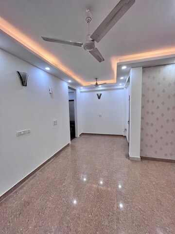 Room in 3 BHK Apartment at Ansal Plaza Gurgaon, Palam Vihar – for Rent