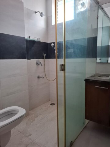 Bathroom in 4 BHK Apartment at Banjara Hills – for Rent