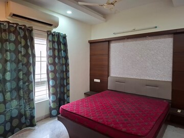 Bedroom in 4 BHK Apartment at Banjara Hills – for Rent