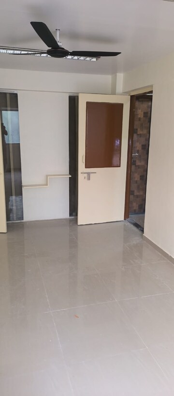 Room in 1 RK Apartment at Rhushikesh Dham, Aundh – for Rent