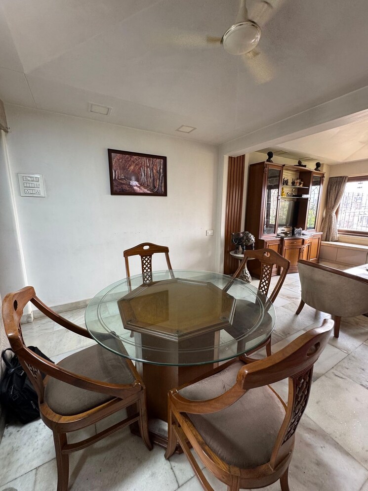 Living Room, mig-colony-bandra 2 Bedroom 800 Sq.Ft. Apartment In Bandra East Mumbai 9017754