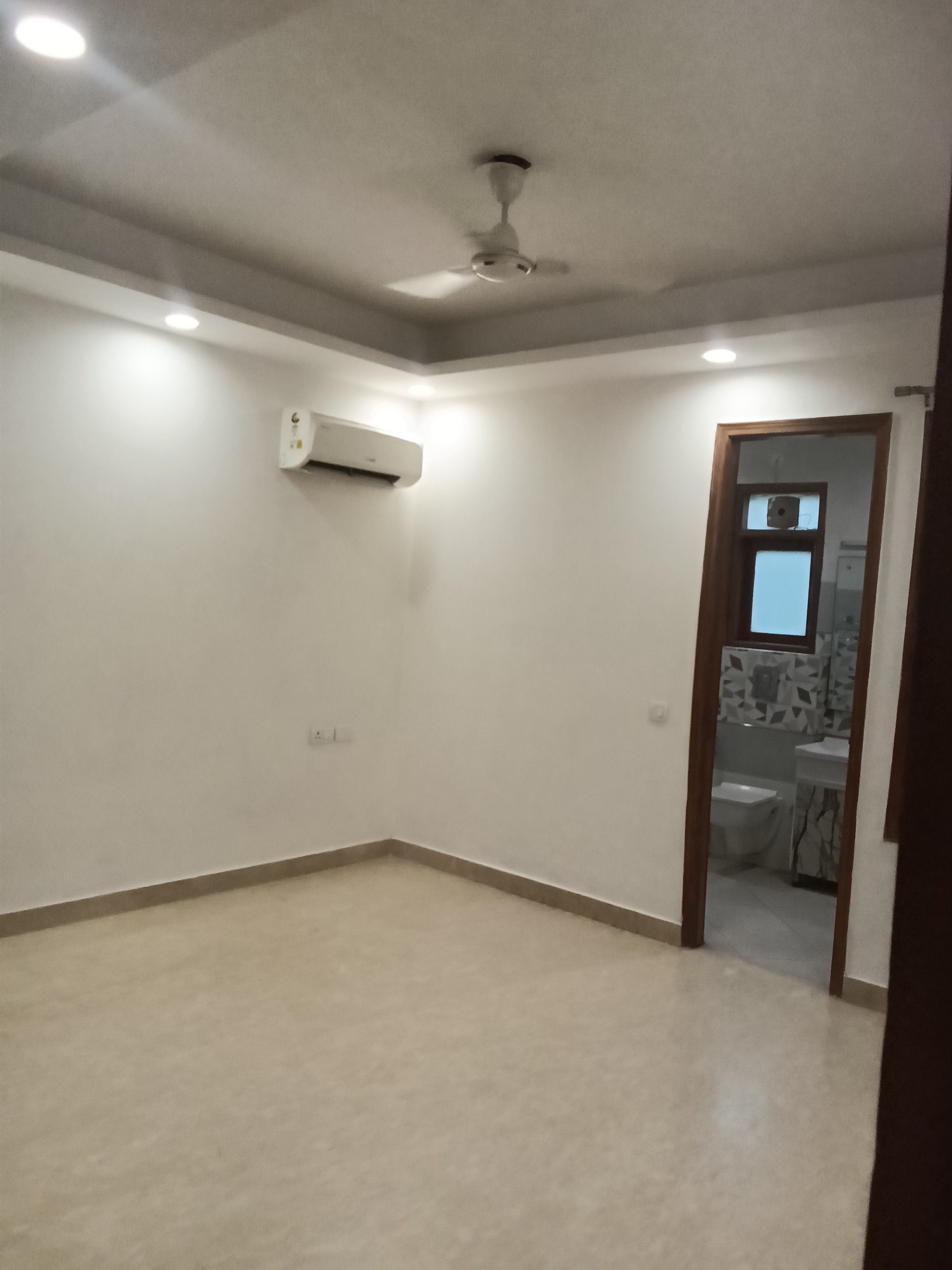 3 BHK + Pooja Room Builder Floor For Rent in RWA Residential Society Sector 46