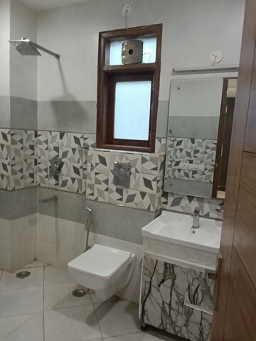 Kitchen in 3 BHK Builder Floor at RWA Residential Society Sector 46, Sector 46 – for Rent