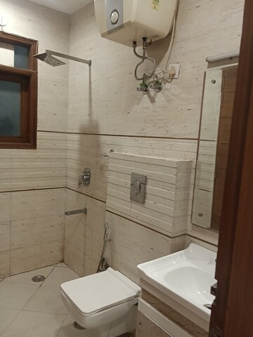 Bathroom in 3 BHK Builder Floor at RWA Residential Society Sector 46, Sector 46 – for Rent