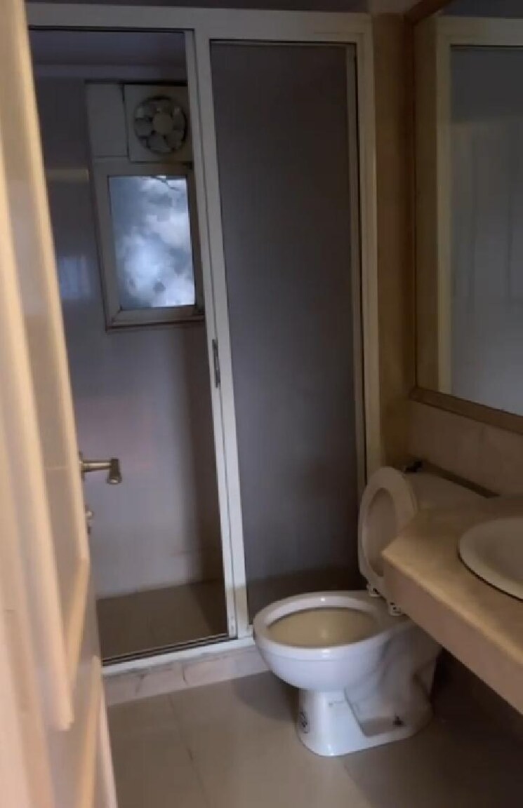 Bathroom, hiranandani-avalon 2 Bedroom 800 Sq.Ft. Apartment In Powai Mumbai 9017791