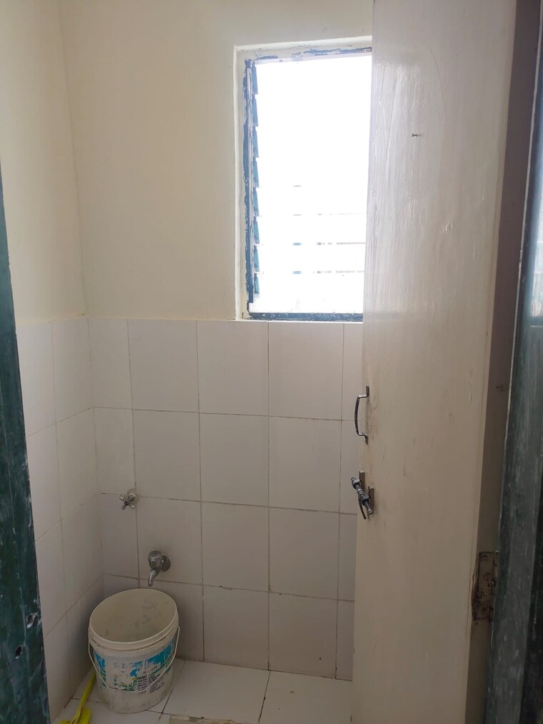 Bathroom, shivane 1 RK 350 Sq.Ft. Apartment In Shivane Pune 9017817