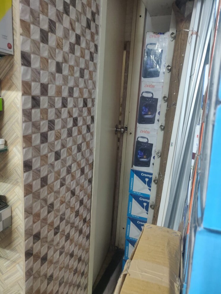 Bedroom, mandot-tower Commercial Shop 465 Sq.Ft. In Kondhwa Pune 9017876