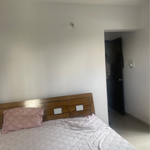 Room in 2 BHK Apartment at Paramount Altissimo, Wakad – for Sale