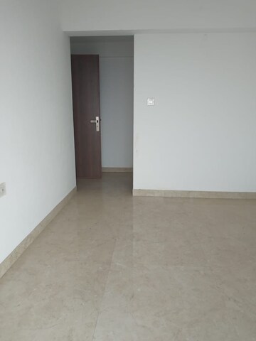 Room in 1 BHK Builder Floor at Paradigm 71 Midtown, Chembur – for Sale