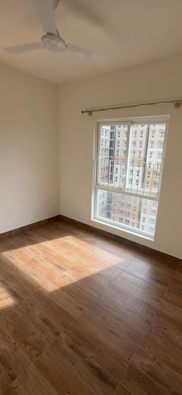 Room in 2 BHK Apartment at Brigade El Dorado, Bagaluru – for Rent