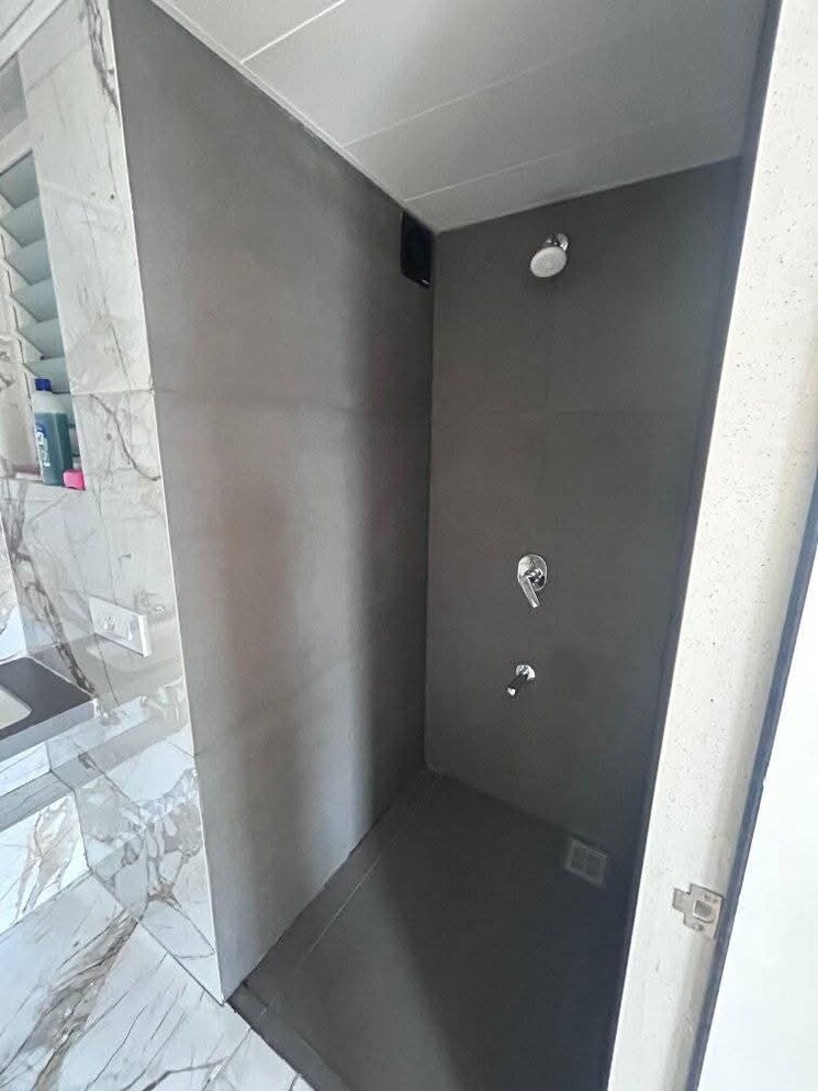 Bathroom, yashcon-neon 1 Bedroom 500 Sq.Ft. Apartment In Viman Nagar Pune 9018015