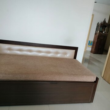 Bedroom in 2 BHK Apartment at DB Realty Parkwoods, Parkwoods – for Rent