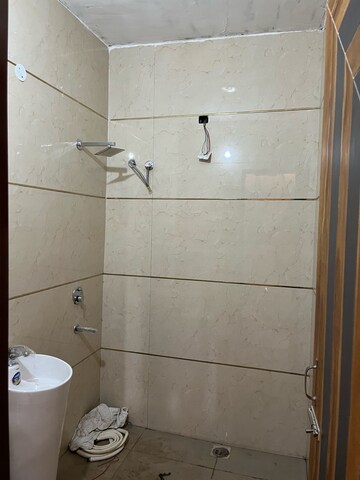 Bathroom in 3.5 BHK Builder Floor at High Ground – for Sale