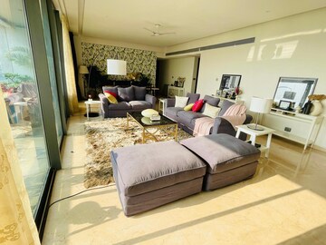Bedroom in 5 BHK Apartment at Rustomjee Elita, Andheri West – for Rent