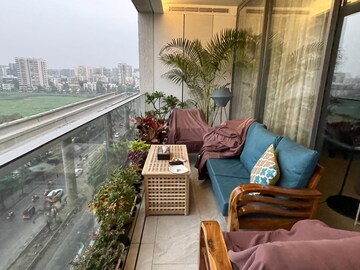 Balcony in 5 BHK Apartment at Rustomjee Elita, Andheri West – for Rent