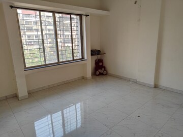 Room in 2 BHK Apartment at Sun City Phase I, Sinhagad Road – for Rent