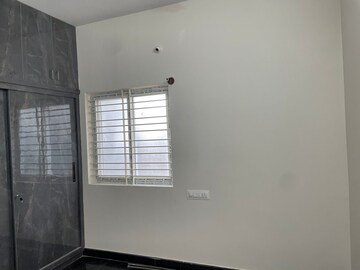 Room in 6+ BHK Independent House at Basapura – for Sale