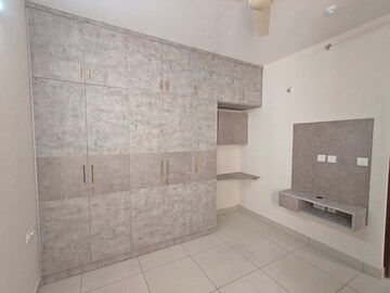 Bathroom in 1 BHK Apartment at Prestige Finsbury Park Regent, Bagaluru – for Rent