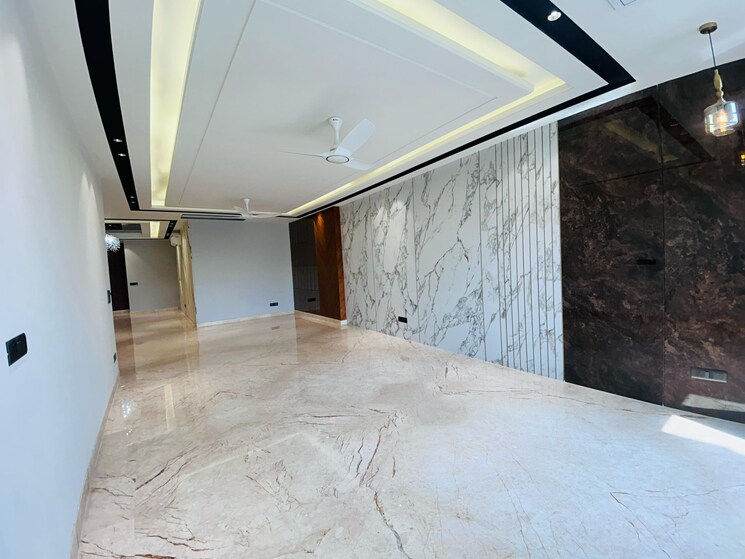 Kitchen, anant-raj-ashok-estate 6 Bedroom 265 Sq.Yd. Builder Floor In Sector 63a Gurgaon 9018151