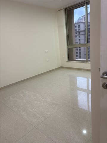 Room in 2 BHK Apartment at Hiranandani Estate Flamingo, Hiranandani Estate – for Sale