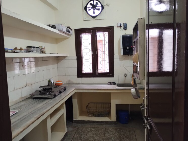 Kitchen, varanasi chowk 2 Bedroom 950 Sq.Ft. Builder Floor In Varanasi Chowk Varanasi 9018201
