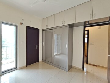 Room in 2 BHK Apartment at Sobha Dream Gardens, Thanisandra Main Road – for Rent
