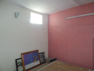 Room in 3 BHK Builder Floor at Malviya Nagar – for Rent
