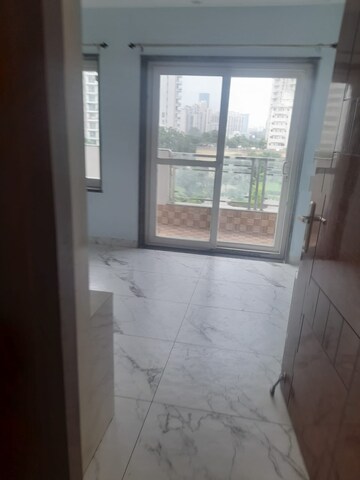 Bathroom in 3 BHK Builder Floor at Ansal API Esencia, Sector 67 – for Rent