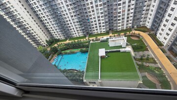 Swimming Pool in 1 BHK Apartment at LnT Veridian, Powai – for Sale