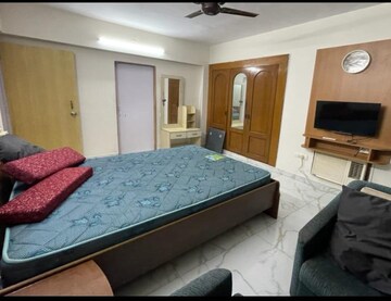 Bedroom in 2 BHK Apartment at Jasmine Tower, Vasant Vihar – for Rent
