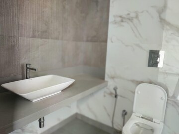 Bathroom in 5 BHK Apartment at Dn Nagar – for Rent