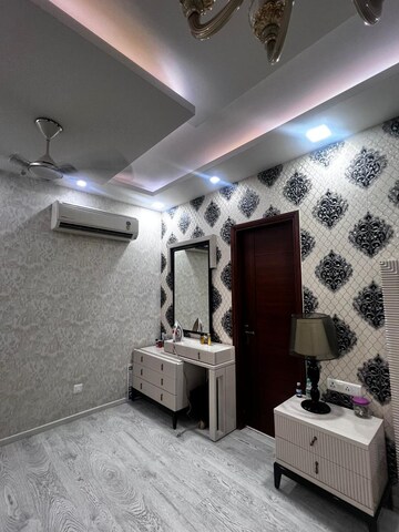 Team Area in 4 BHK Apartment at Jaypee Green Wish Town Plots, Sector 128 – for Rent