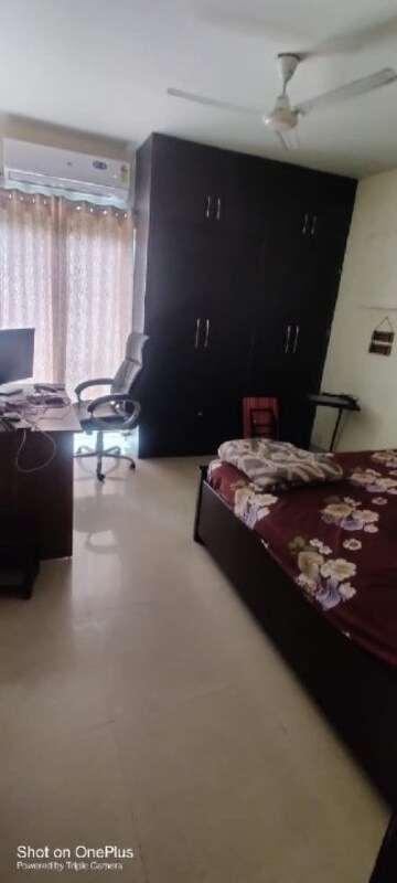 Bedroom in 2.5 BHK Apartment at ILD Greens, Sector 37c – for Rent