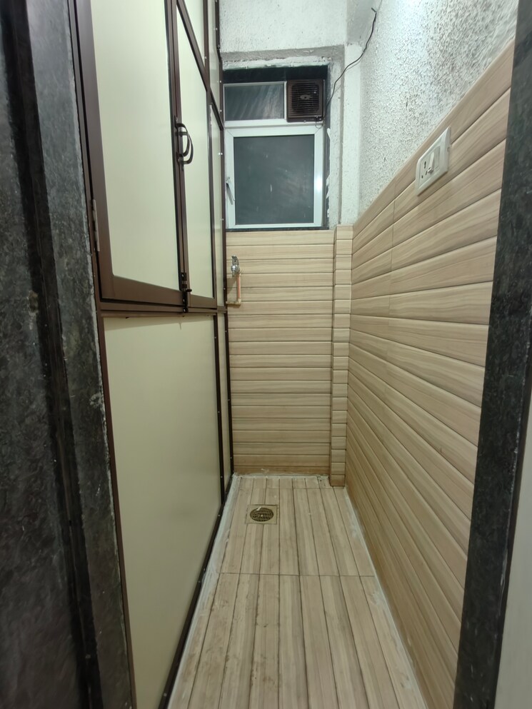 Balcony, stg-atlantis 1 Bedroom 425 Sq.Ft. Apartment In Panch Pakhadi Thane 9018388