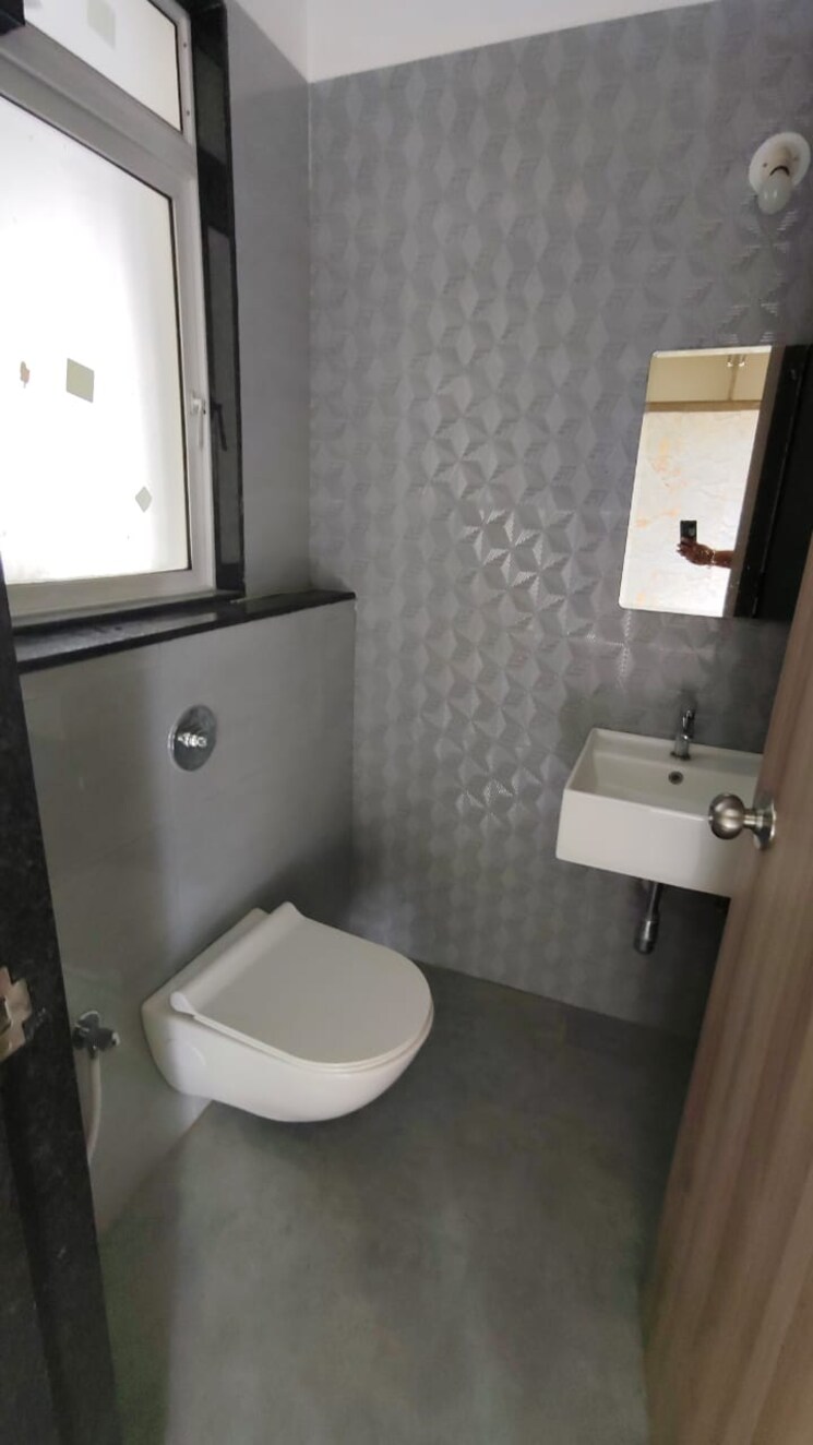 Washroom, ashar-axis 2 Bedroom 650 Sq.Ft. Apartment In Majiwada Thane 9018421