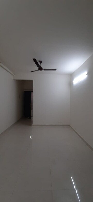 Room in 2 BHK Apartment at Signature Global Synera, Sector 81 – for Rent
