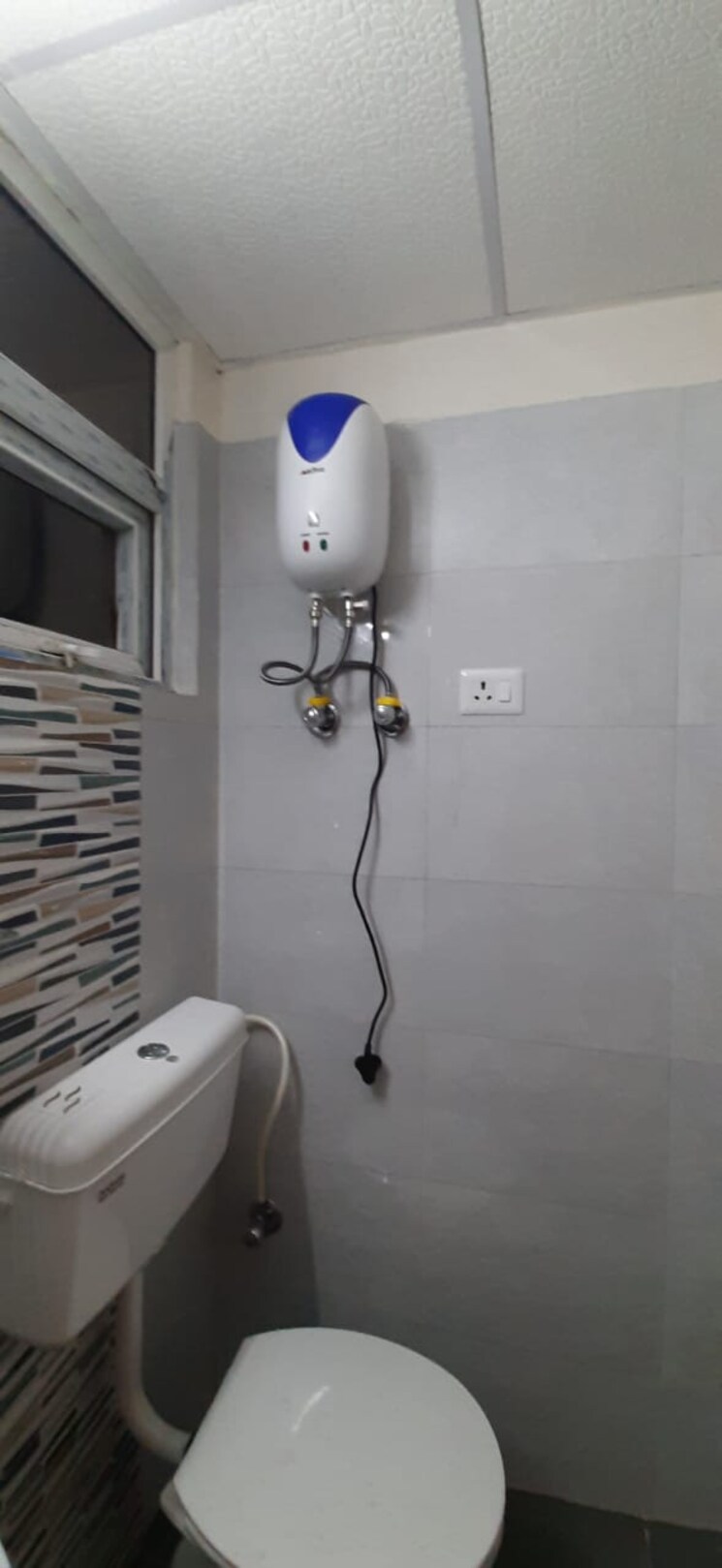 Bathroom, signature-global-synera 2 Bedroom 735 Sq.Ft. Apartment In Sector 81 Gurgaon 9018456