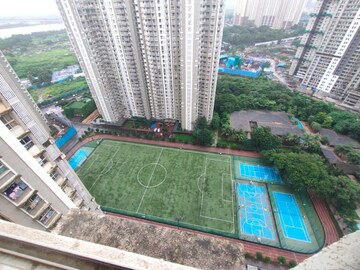 Swimming Pool in 3 BHK Apartment at Regency Heights, Azad Nagar – for Rent