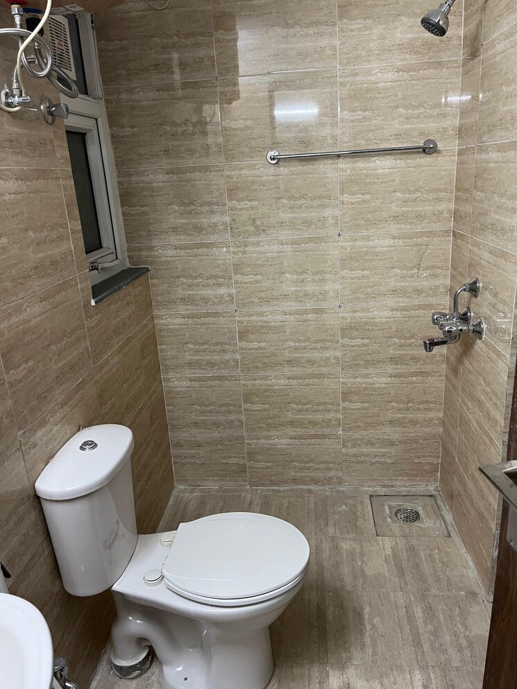 Bathroom, rps-palm-drive 2 Bedroom 850 Sq.Ft. Builder Floor In Sector 88 Faridabad 9018512