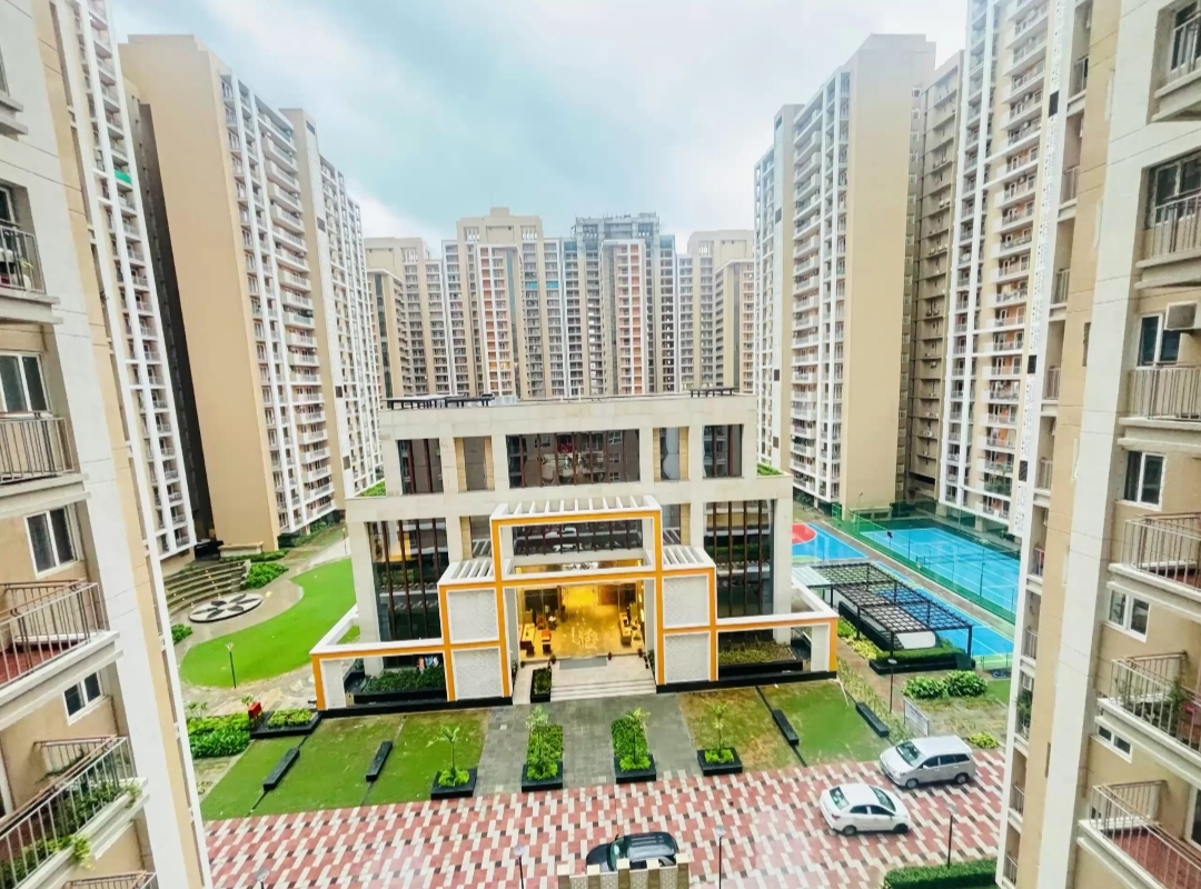 2 BHK Apartment For Rent in Rishita Manhattan