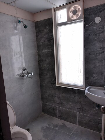 Furnished Amenities in 2 BHK Apartment at Amrapali Dream Valley, Tech Zone 4 Greater Noida – for Rent