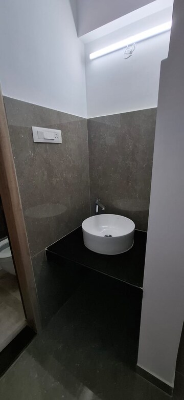 Bathroom in 3 BHK Apartment at Venkatesh Skydale Phase 2, Sinhagad Road – for Rent