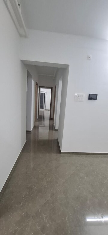 Building Lobby in 3 BHK Apartment at Venkatesh Skydale Phase 2, Sinhagad Road – for Rent