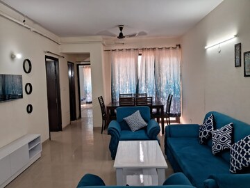Team Area in 2 BHK Apartment at Logix Blossom County, Sector 137 – for Rent