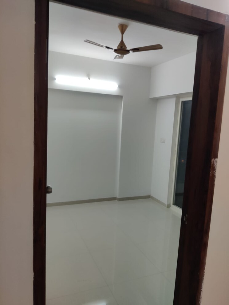 Room, samarth-florencia-building-a 2 Bedroom 1000 Sq.Ft. Apartment In Vadgaon Budruk Pune 9018655