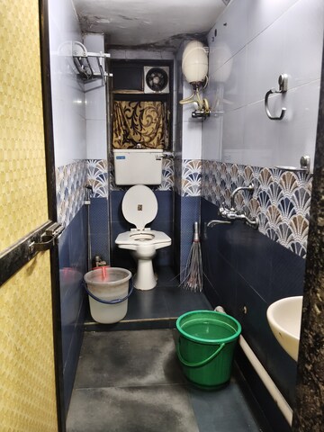 Team Area in 1 BHK Apartment at Krishna Galaxy Santacruz, Santacruz East – for Rent