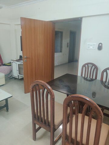  2 BHK Apartment at Nalanda Usha Colony, Malad West – for Rent