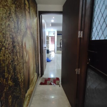 Building Lobby in 3 BHK Builder Floor at Malviya Nagar – for Rent