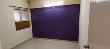 Master Bedroom in 2 BHK Apartment at Tulsidham Complex, Kapur Bawdi – for Rent