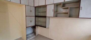 Master Bedroom in 2 BHK Apartment at Tulsidham Complex, Kapur Bawdi – for Rent